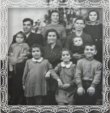 Štefan s celou rodinou, fotografia z roku 1955